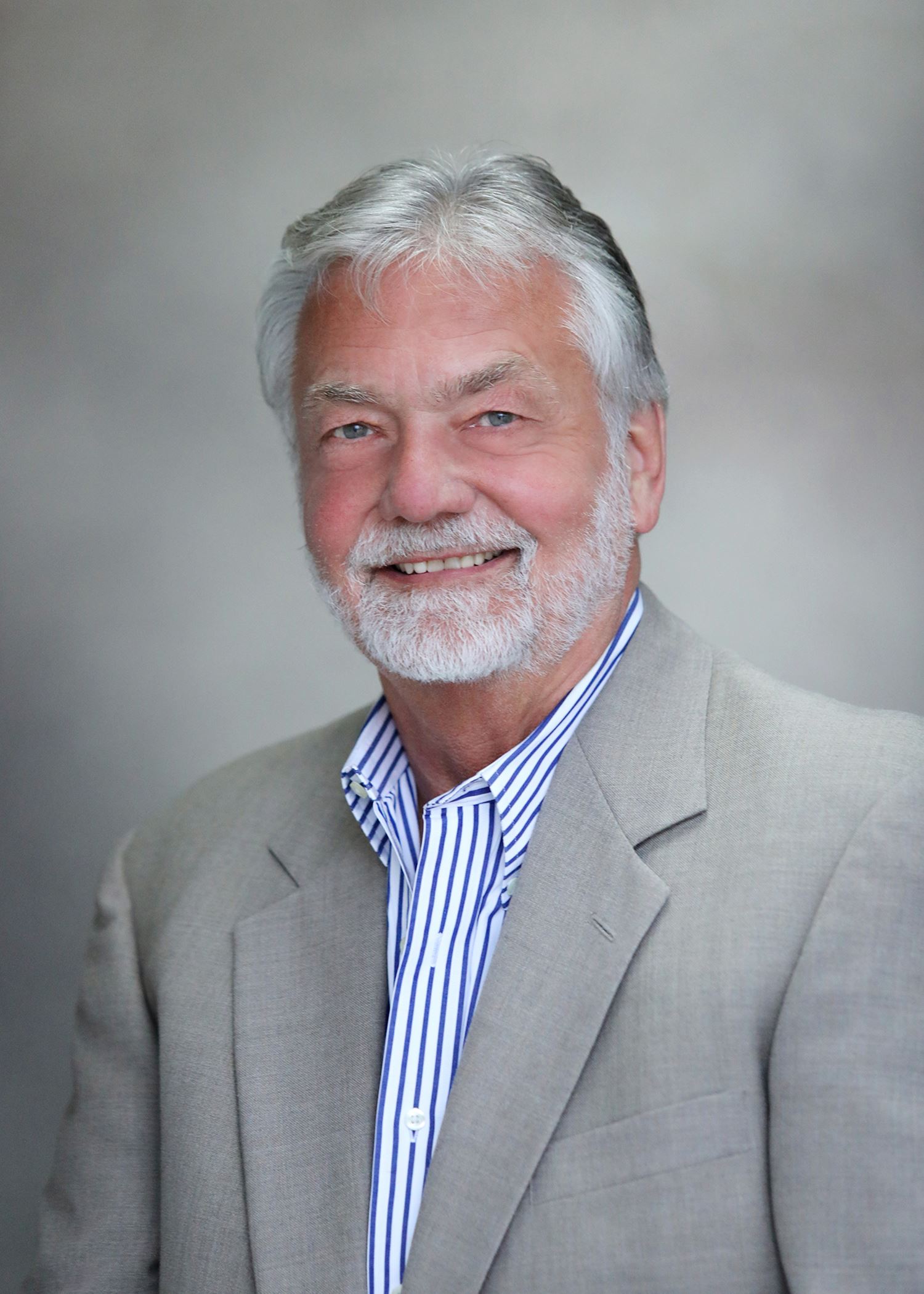 Jeff Riddell official photo