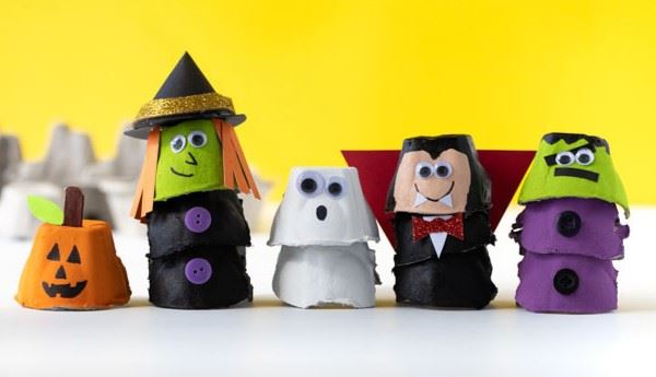 Halloween-Egg-Carton-Craft Opens in new window
